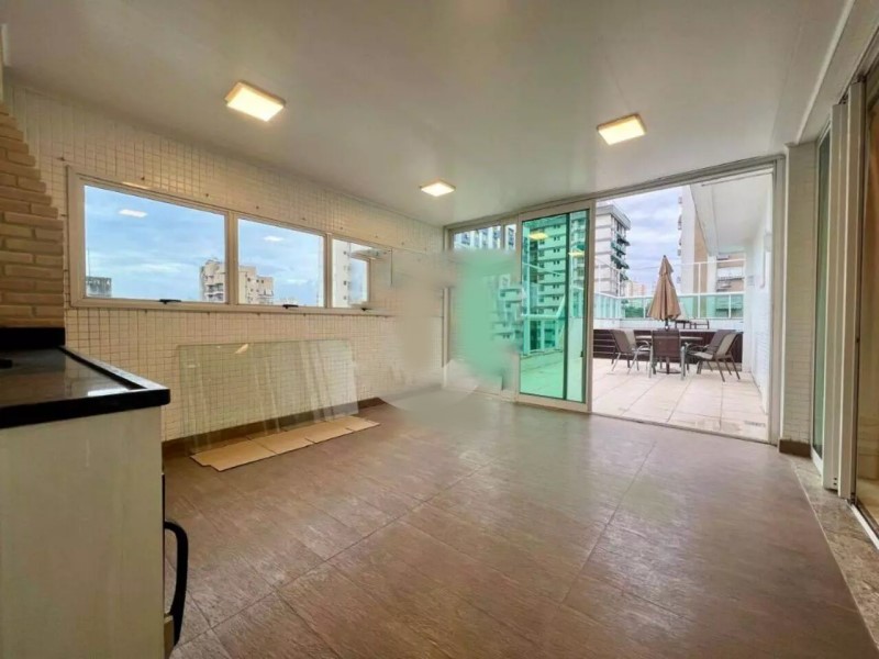 Imagem Cobertura com 4 Quartos à Venda, 300 m²em Icaraí - Niterói