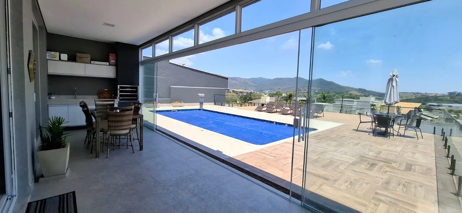 Imagem Casa de Condomínio com 5 Quartos à Venda, 360 m² em Condomínio Serra da Estrela - Atibaia