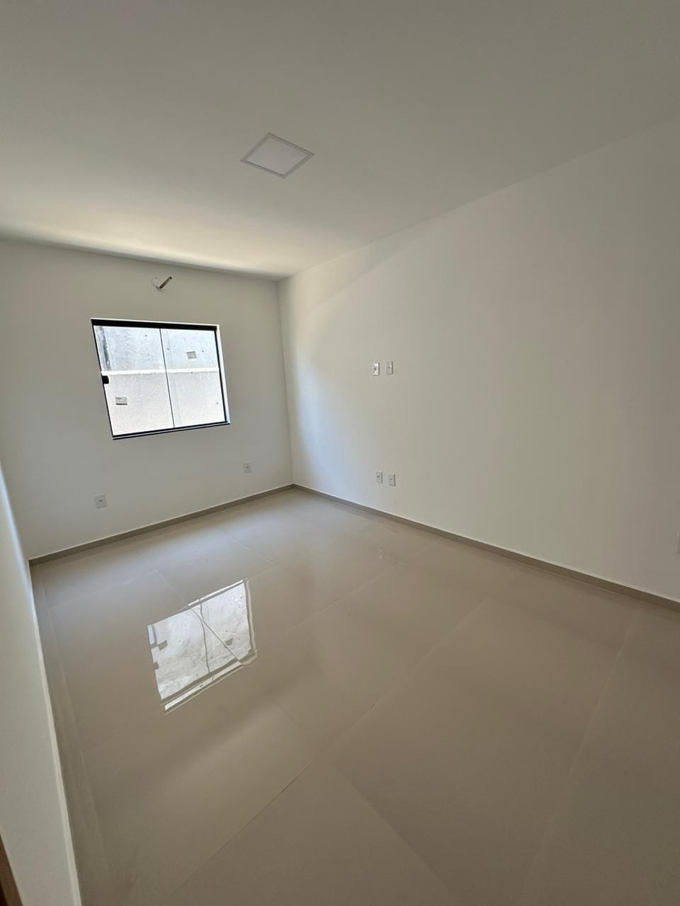 Imagem Casa com 3 Quartos à Venda, 126 m²em Jardim Atlântico Central (Itaipuaçu) - Maricá