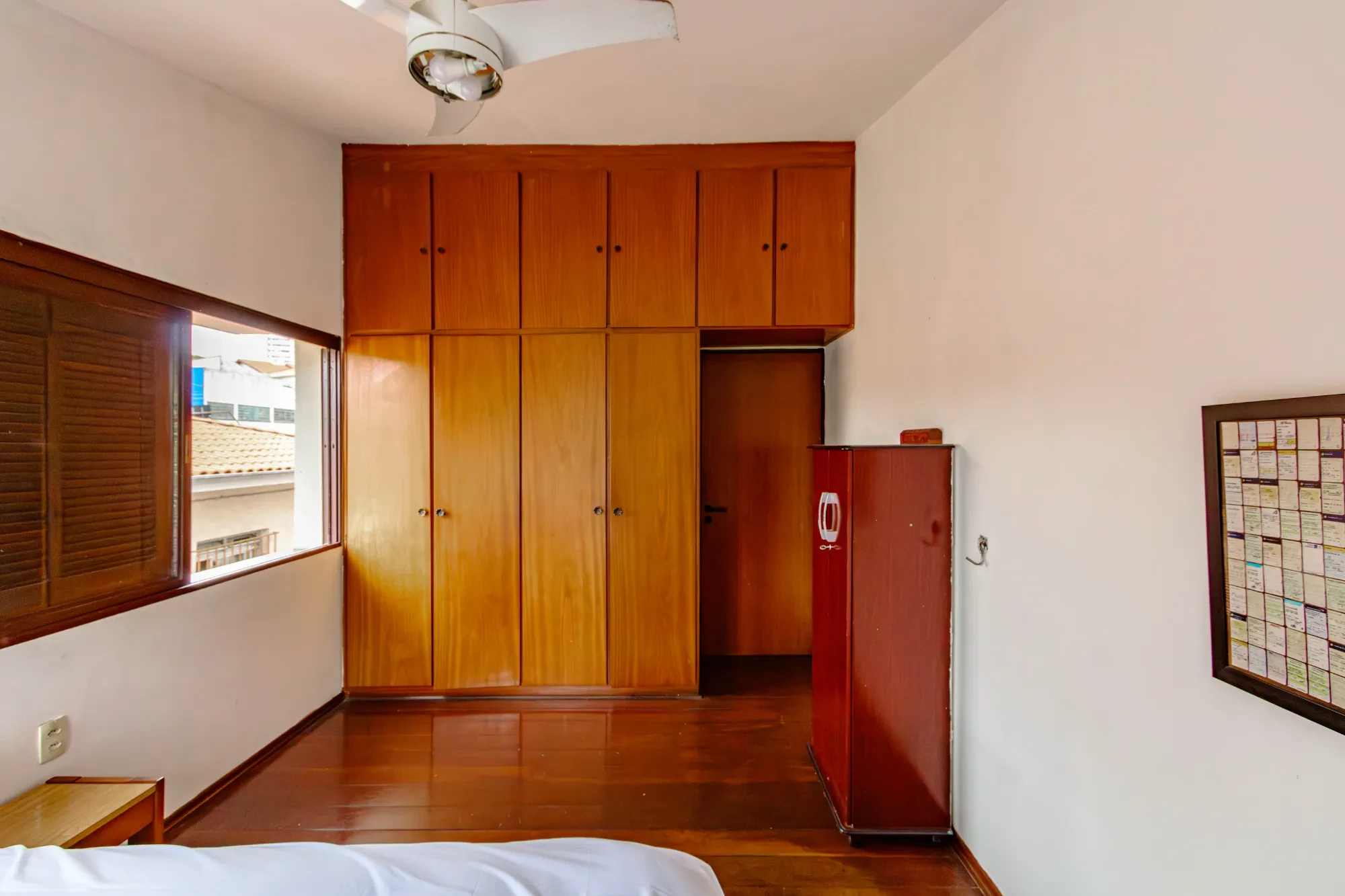 Imagem Sobrado com 4 Quartos para Alugar, 360 m² em Vila Gumercindo - São Paulo