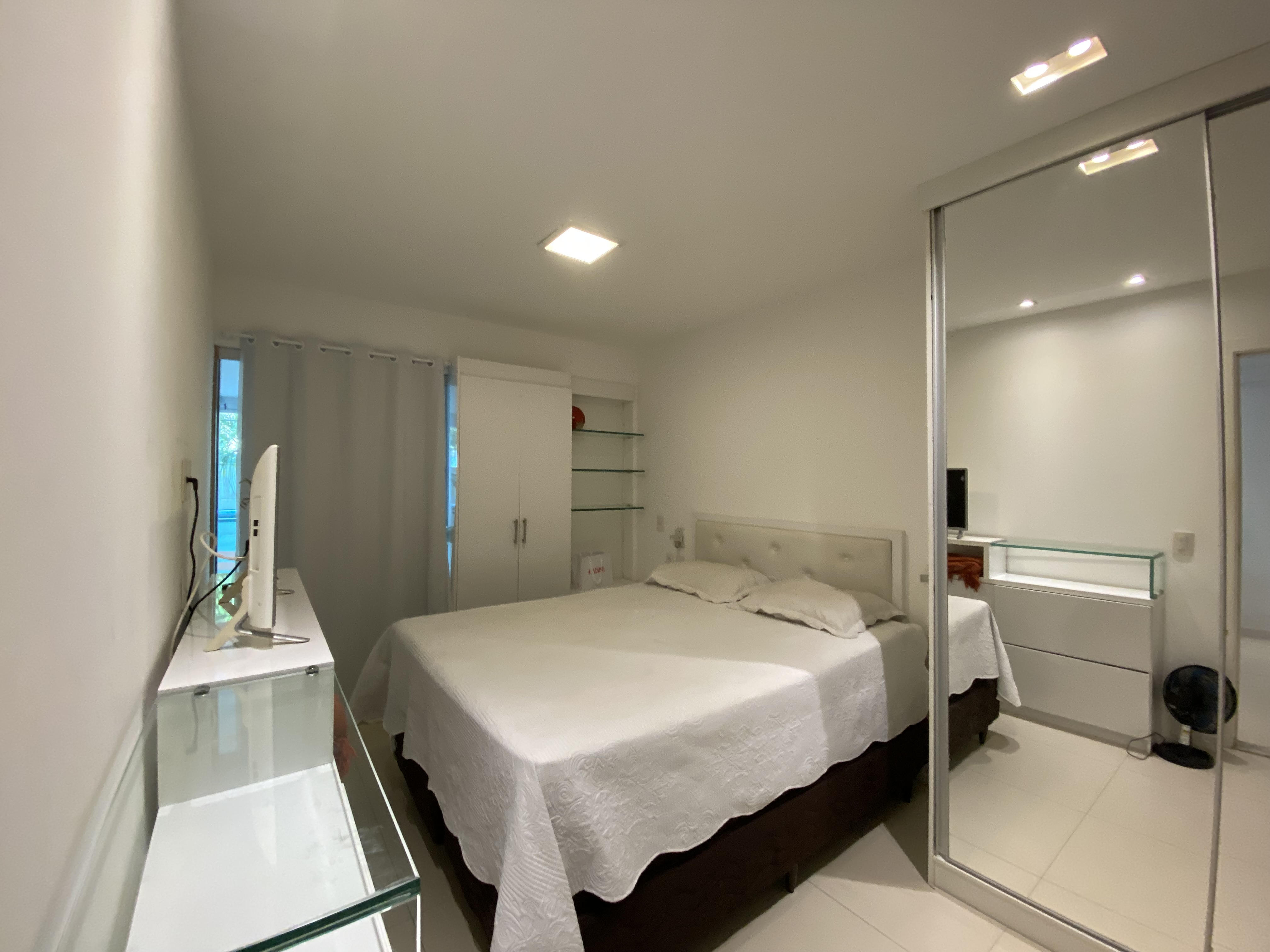 Imagem Apartamento com 1 Quarto para Alugar, 65 m² em Ondina - Salvador