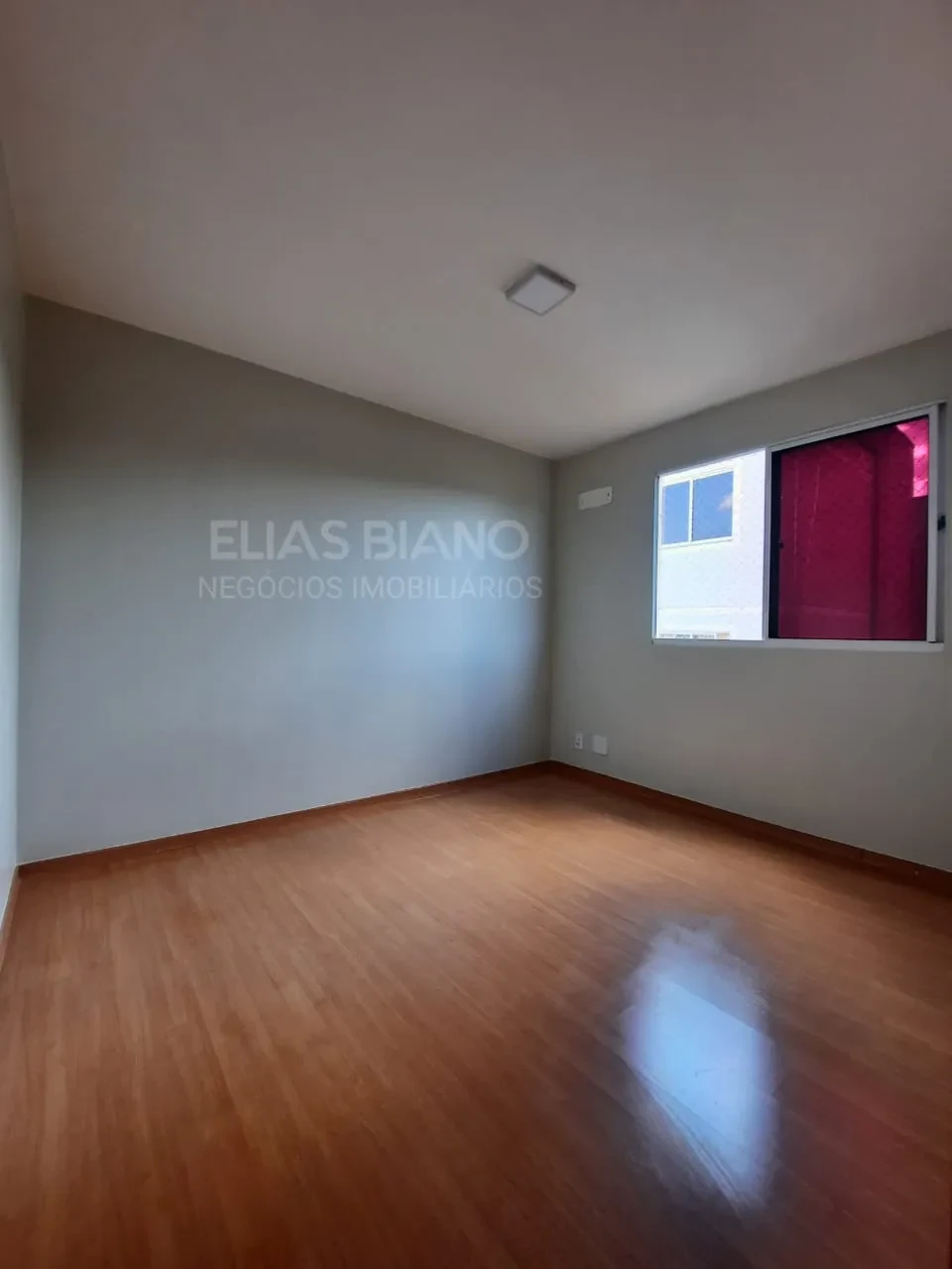 Imagem Apartamento com 2 Quartos à Venda, 43 m² em Parque Esplanada I - Valparaíso de Goiás
