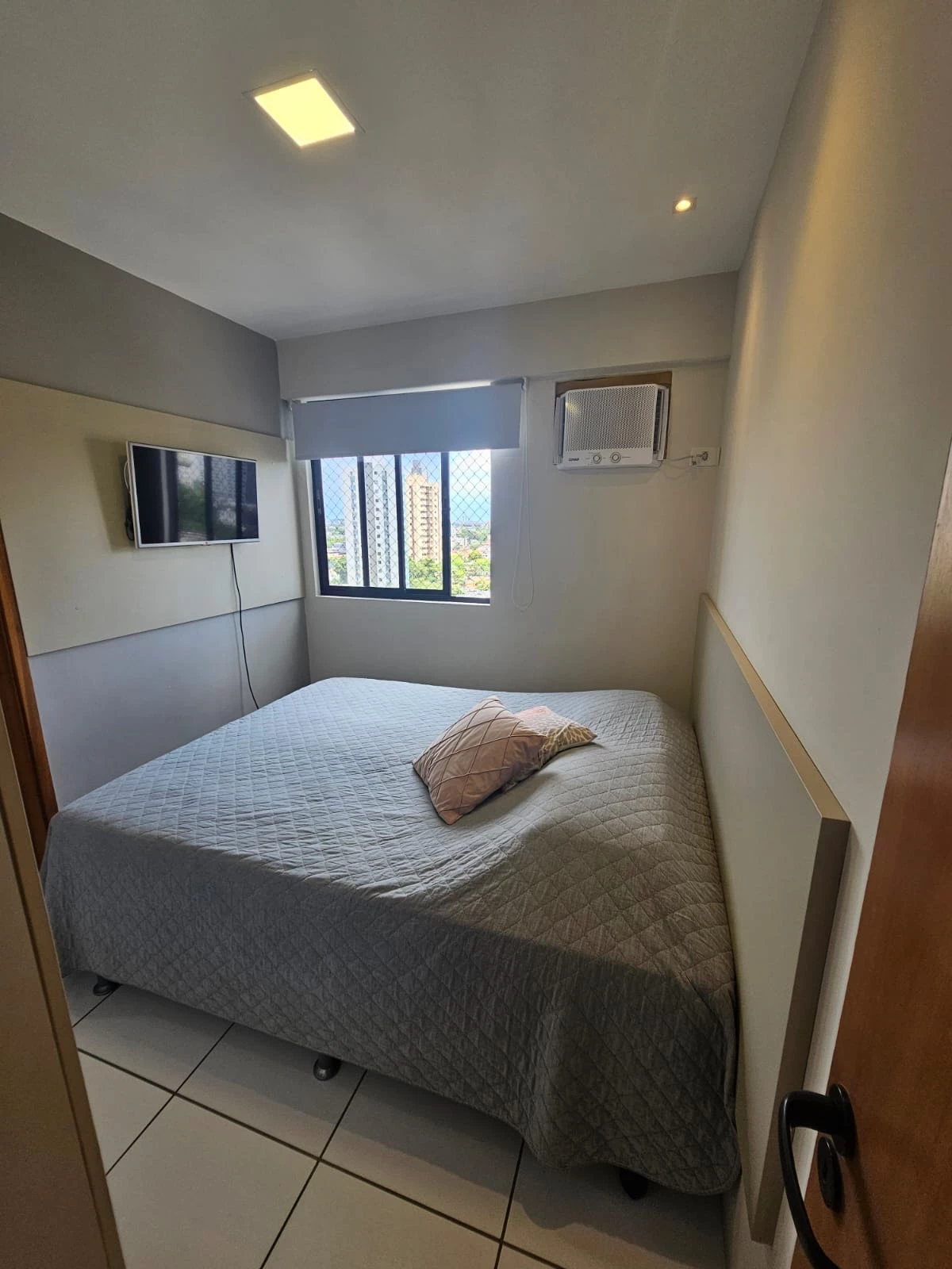 Imagem Apartamento com 3 Quartos à Venda, 70 m² em Casa Amarela - Recife