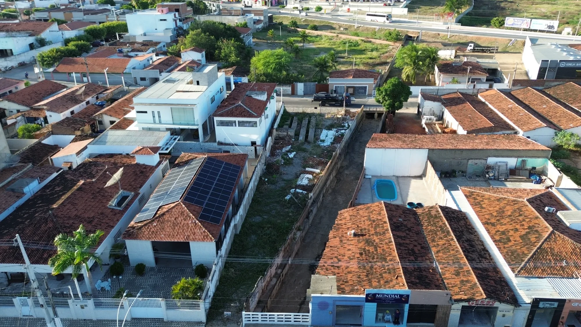 Foto do imóvel: Terreno à Venda, 600 metros em Santa Cruz - Santa Cruz