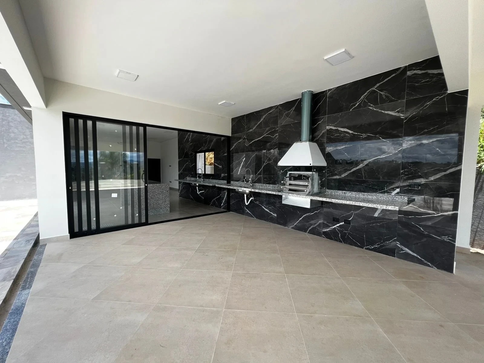 Imagem Casa de Condomínio à Venda, 380 m² em Santa Isabel - Santa Isabel