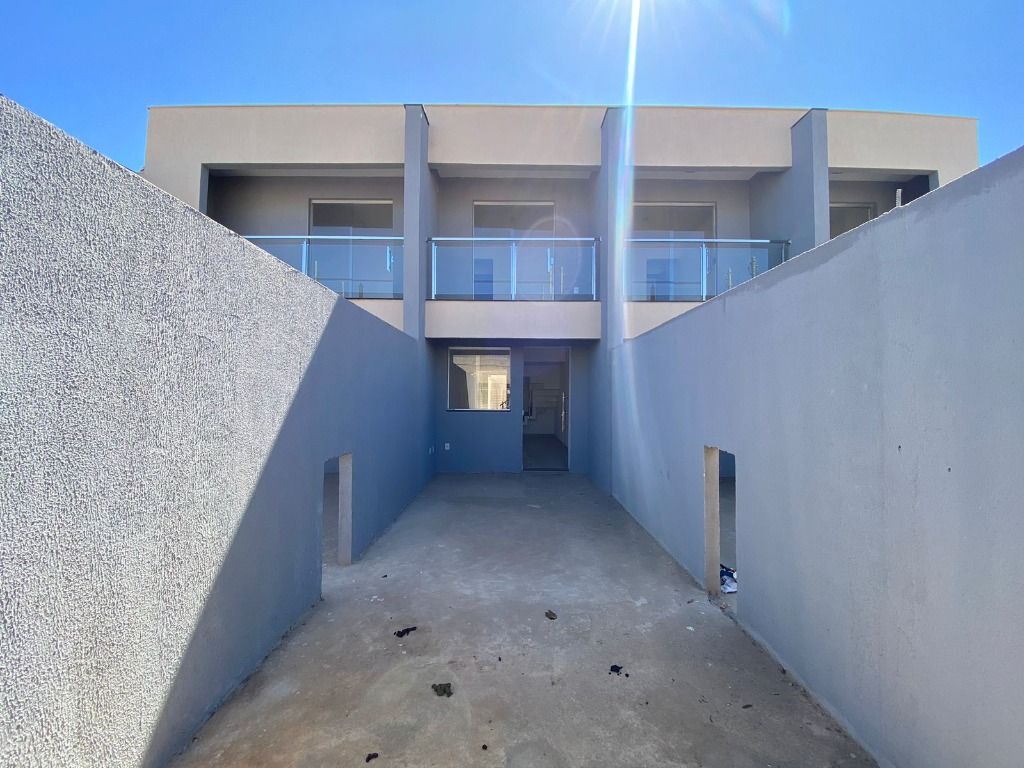 Imagem Casa com 2 Quartos à Venda, 68 m² em Lagoinha Leblon (Venda Nova) - Belo Horizonte