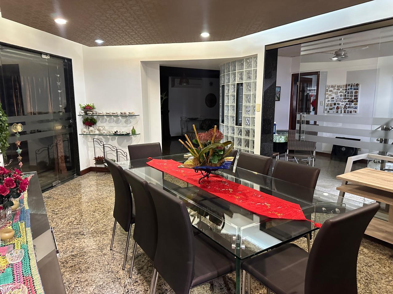 Imagem Apartamento com 3 Quartos à Venda, 430 m²em Batista Campos - Belém