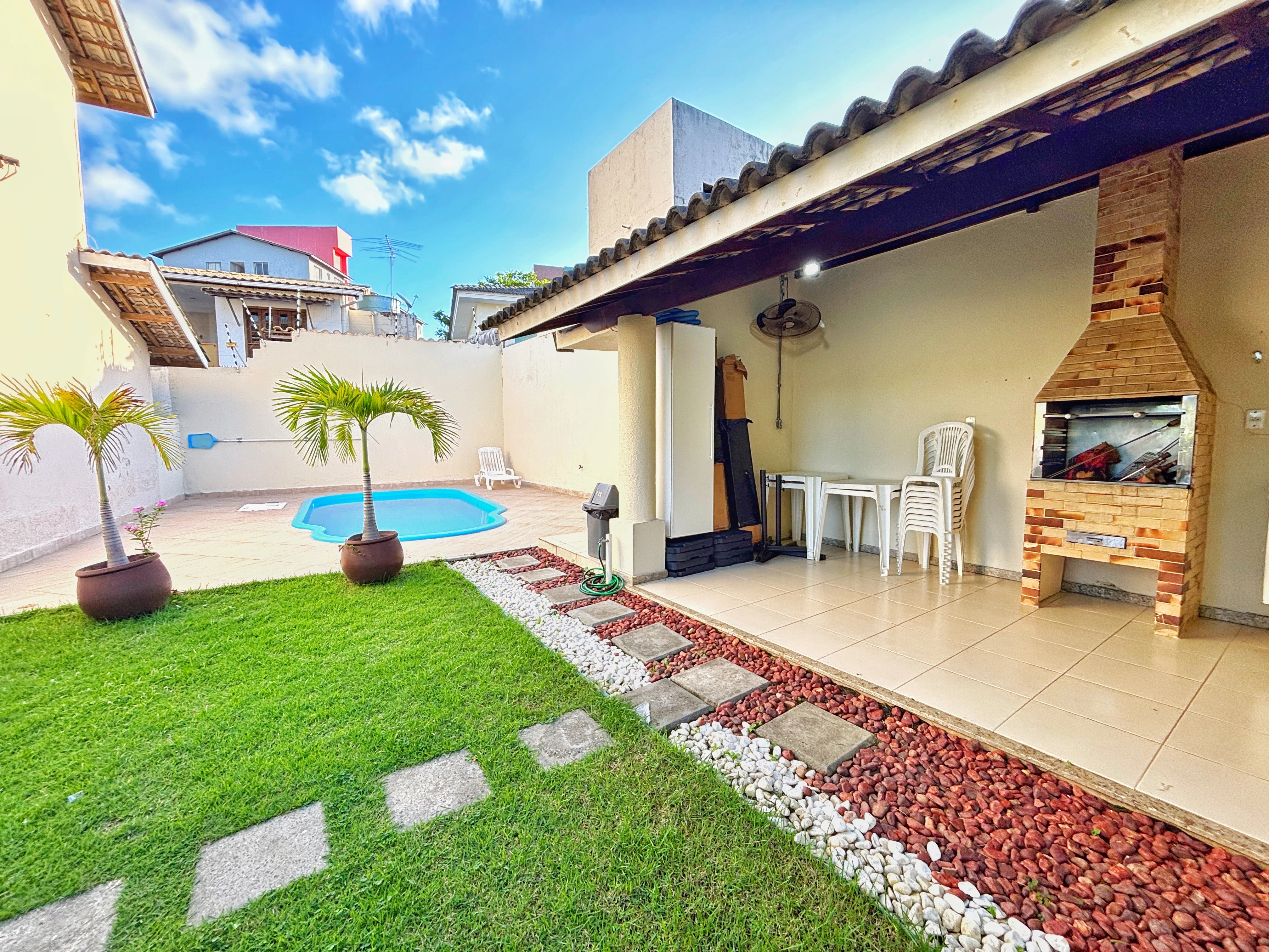 Foto do imóvel: Casa de Condomínio com 3 Quartos à Venda, 119 metros em Buraquinho - Lauro de Freitas