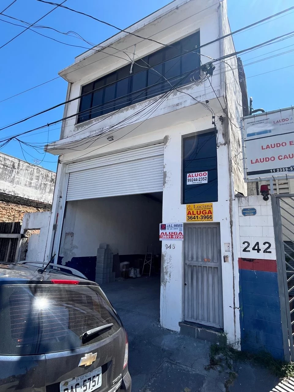 Imagem Galpão para Alugar, 316 m² em Vila Anastácio - São Paulo