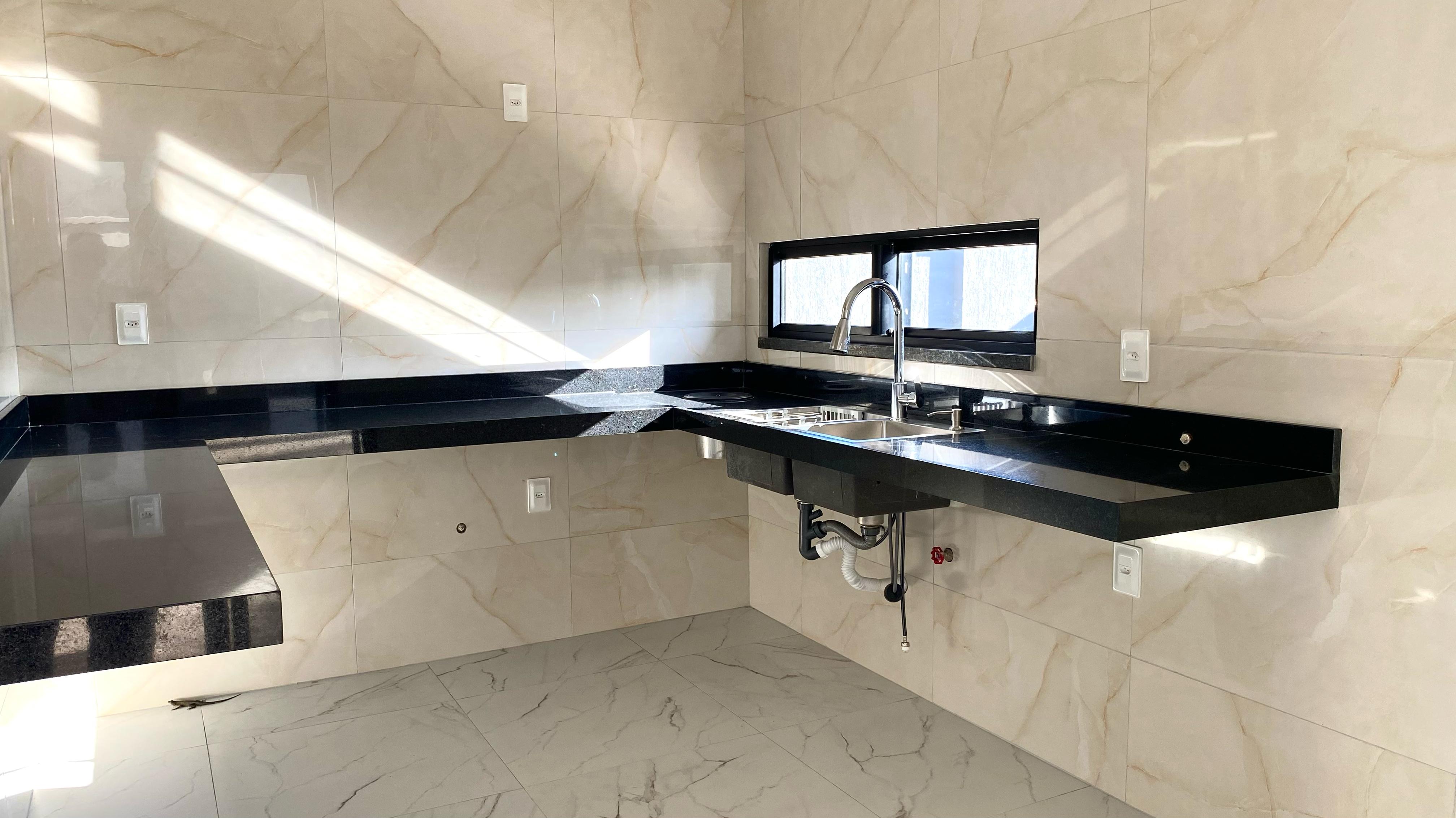 Imagem Casa de Condomínio com 3 Quartos à Venda, 180 m² em Urucunema - Eusébio