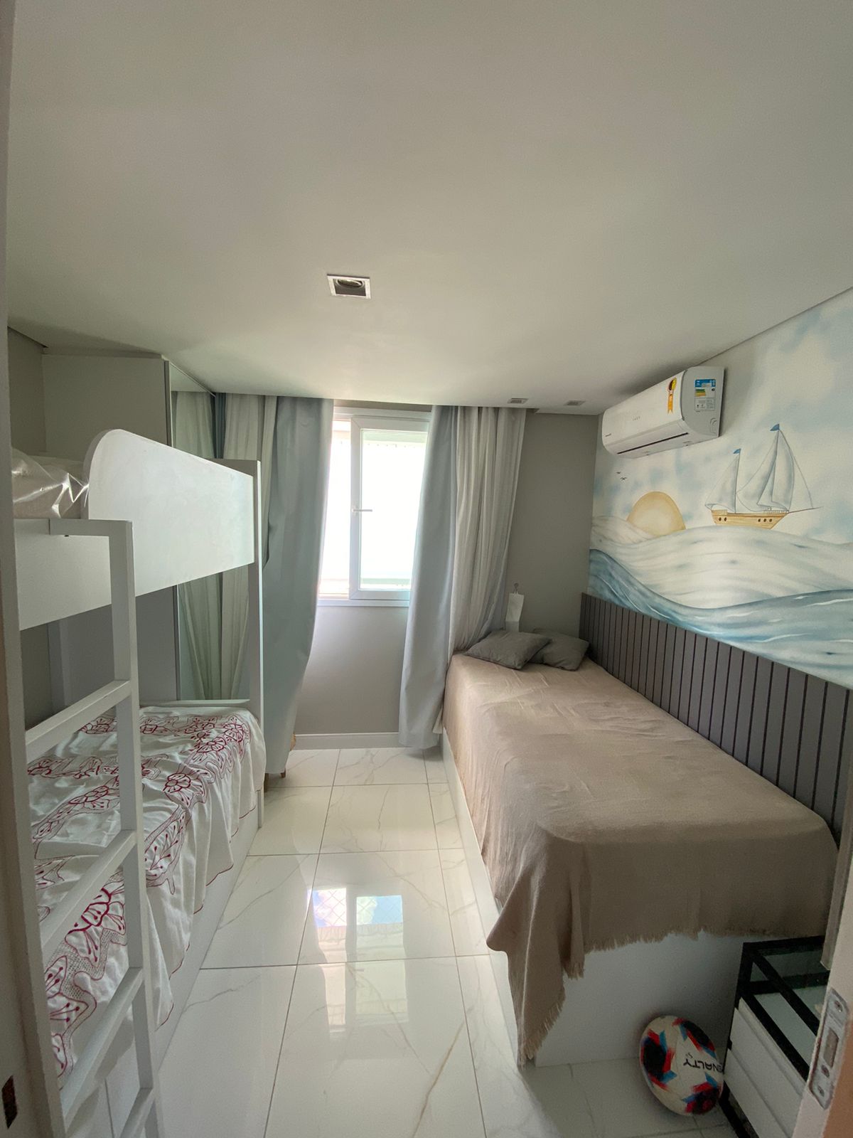 Imagem Casa de Condomínio com 5 Quartos à Venda, 252 m² em Cidade Alpha - Eusébio