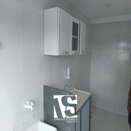 Apartamento com 2 Quartos à Venda, 47 m² em Recreio Ipitanga - Lauro de Freitas