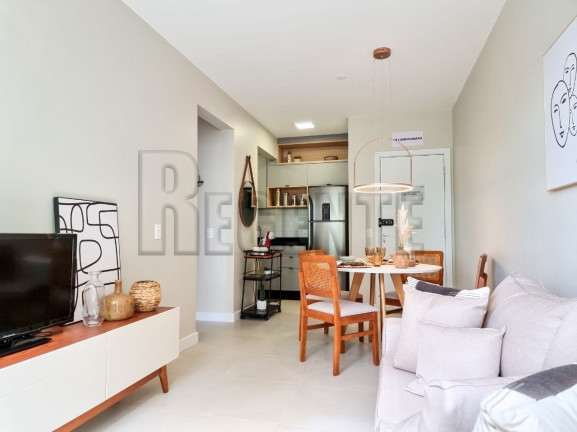 Imagem Apartamento com 1 Quarto à Venda, 43 m² em Carvoeira - Florianópolis