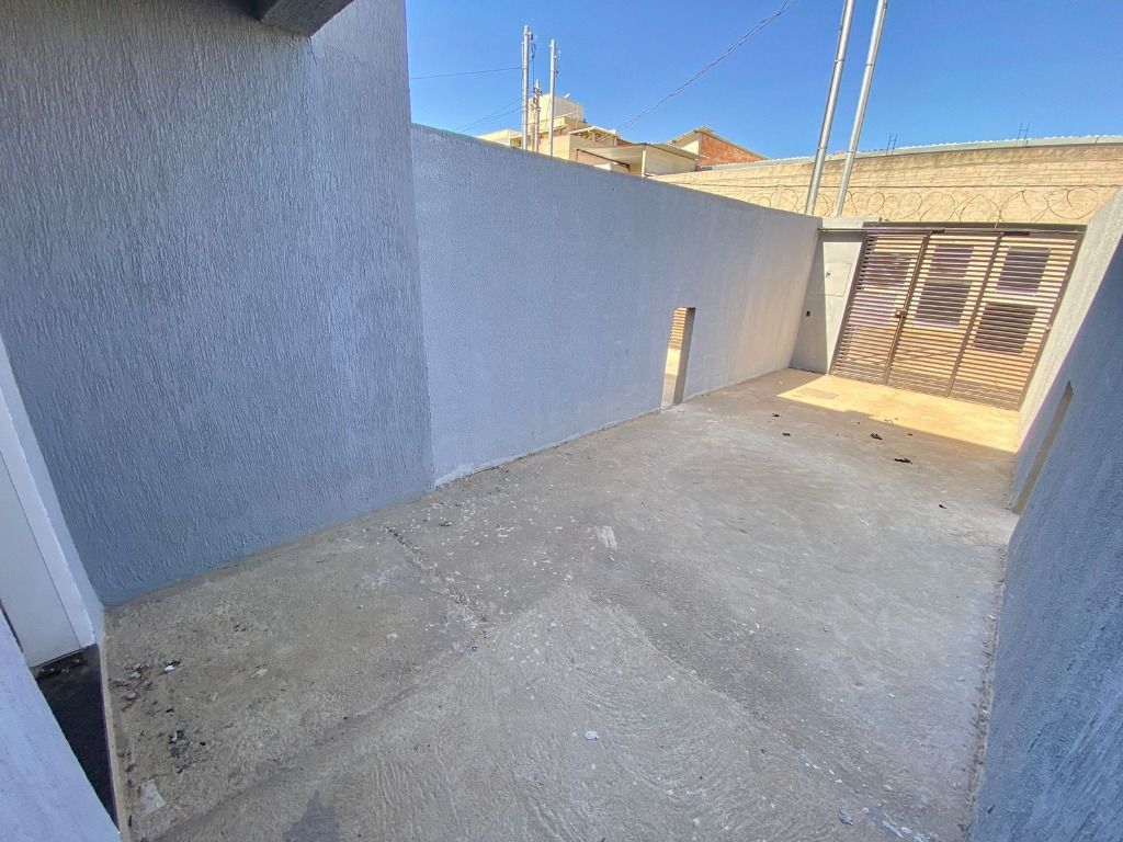 Imagem Casa com 2 Quartos à Venda, 68 m² em Lagoinha Leblon (Venda Nova) - Belo Horizonte