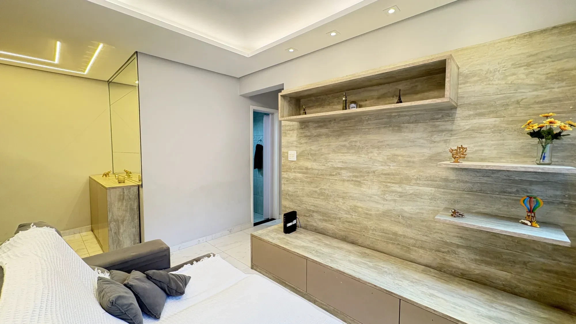 Imagem Apartamento com 2 Quartos à Venda ou Locação, 58 metros em Saboó - Santos