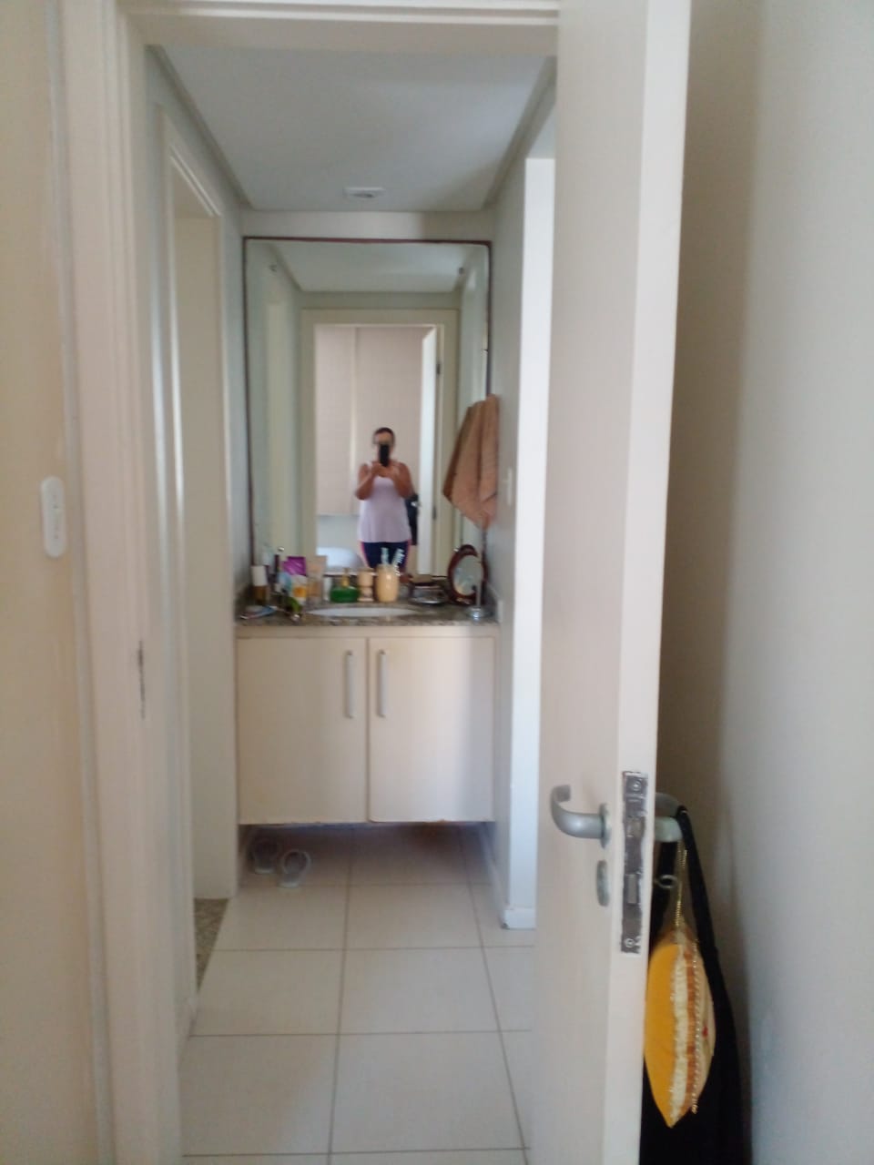 Imagem Apartamento com 1 Quarto para Temporada, 61 m²em Chame-Chame - Salvador