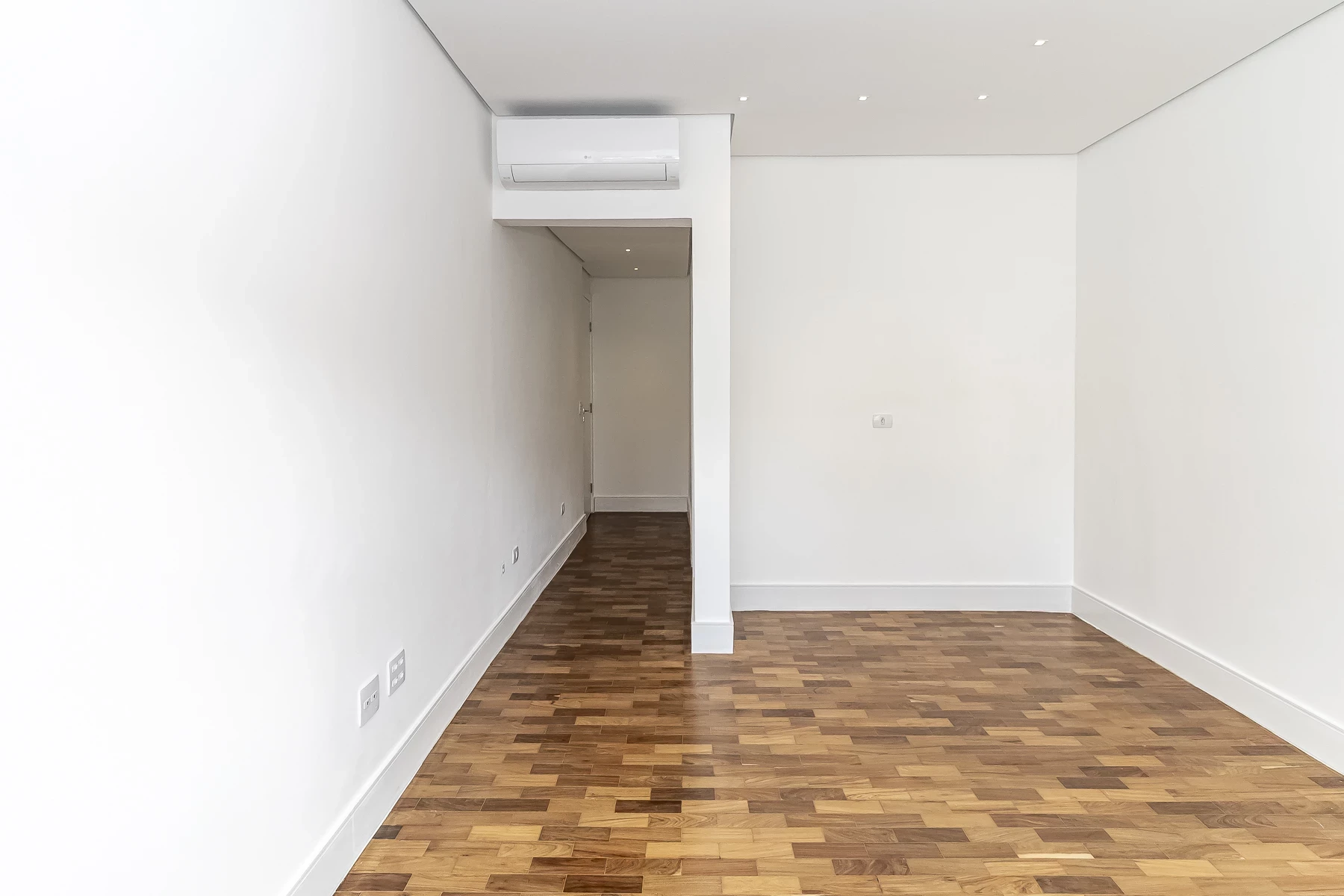 Imagem Apartamento com 3 Quartos à Venda, 213 m² em Cerqueira César - São Paulo