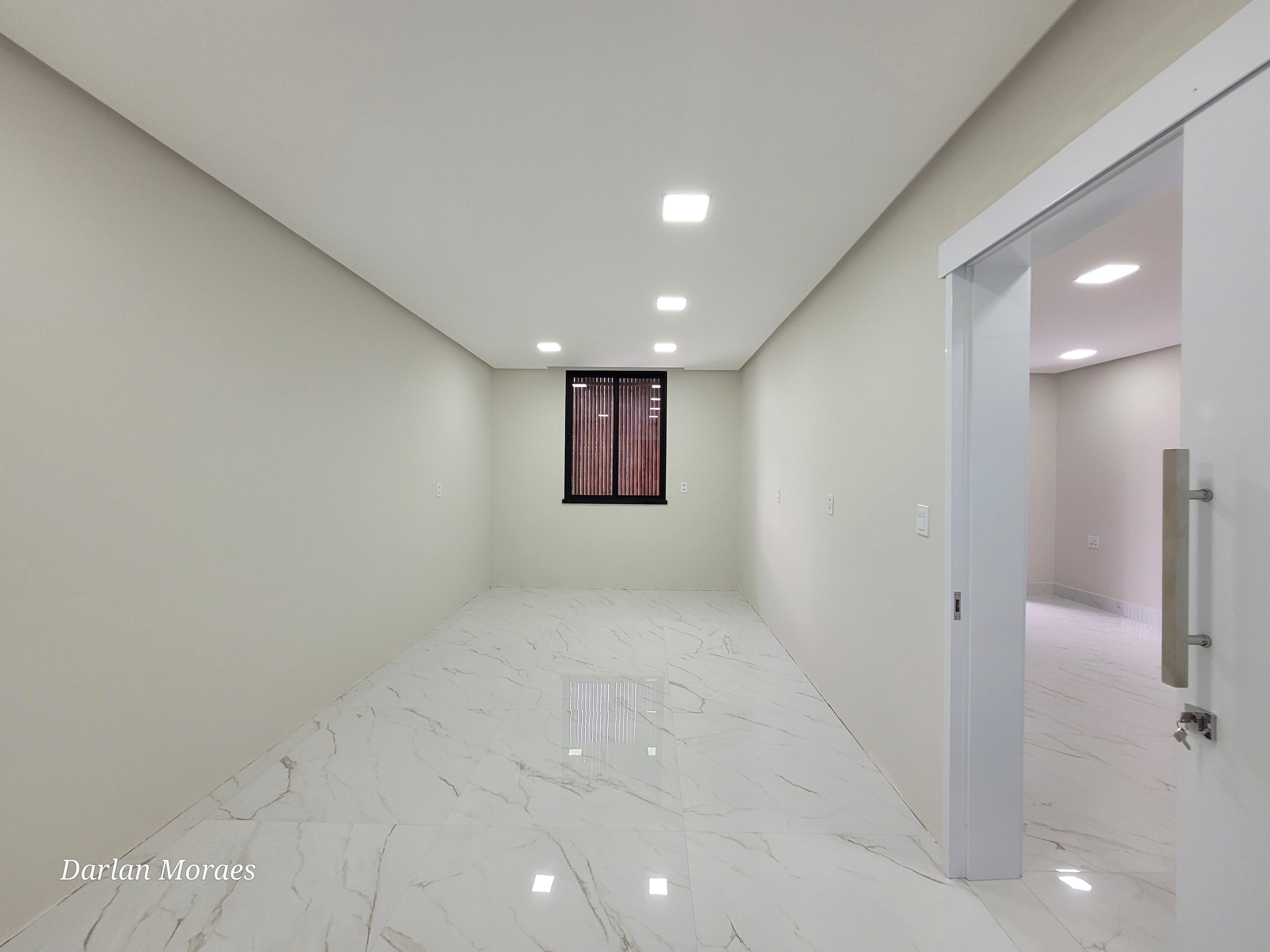 Imagem Casa de Condomínio com 5 Quartos à Venda, 430 m²em Ponta Negra - Manaus