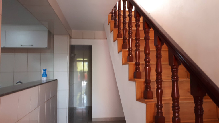 Imagem Sobrado com 4 Quartos à Venda, 282 m² em Centro - Diadema