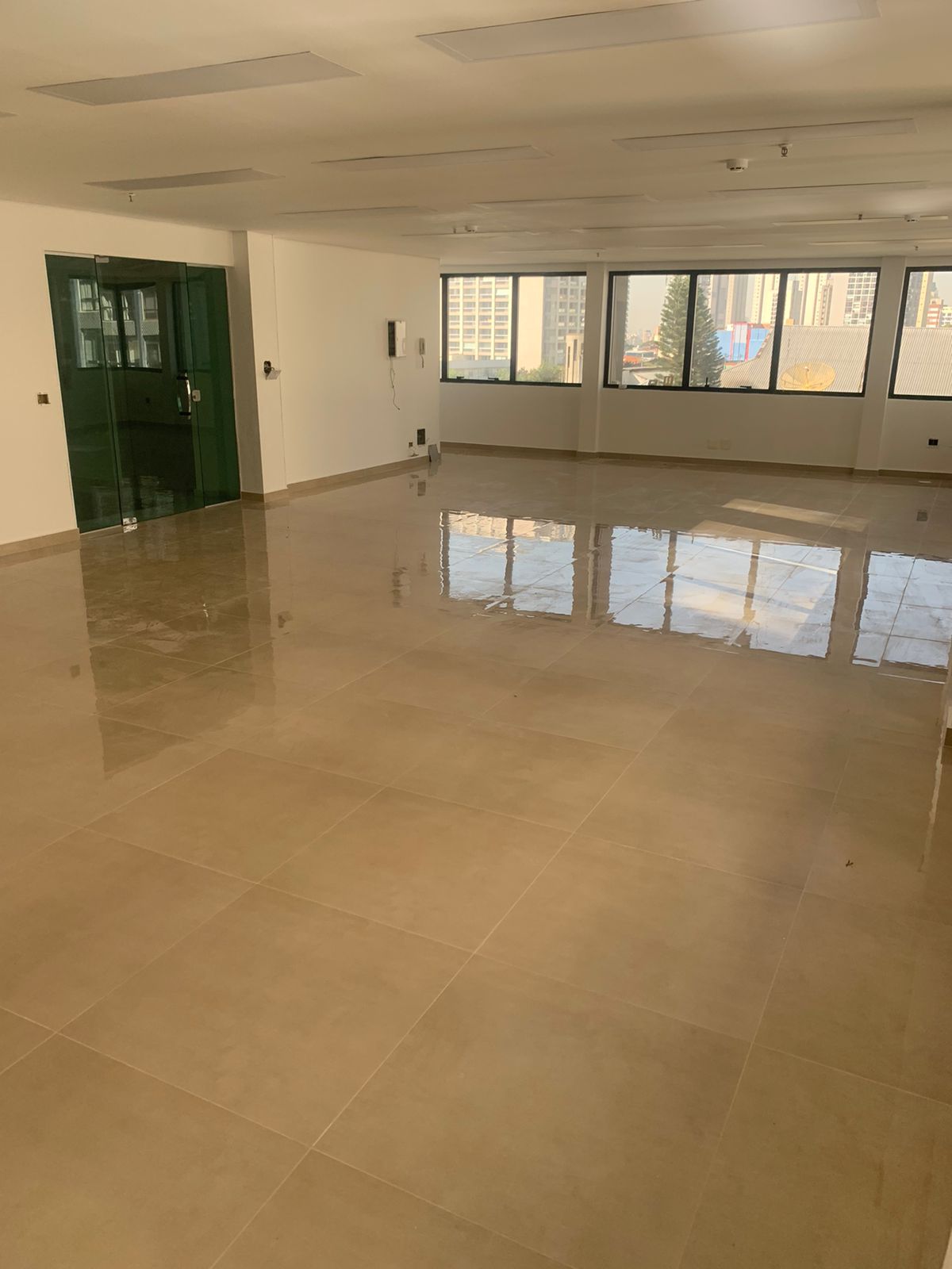 Imagem Sala Comercial para Alugar, 103 m²em Vila Mariana - São Paulo