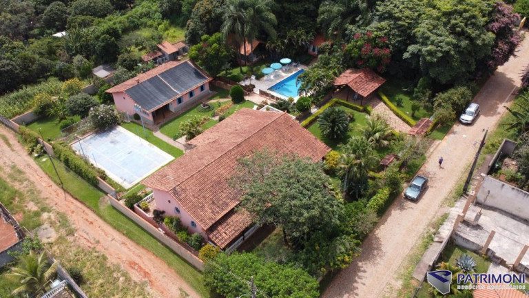 Imagem Casa com 7 Quartos à Venda, 610 m² em Vila Maria Regina - Juatuba