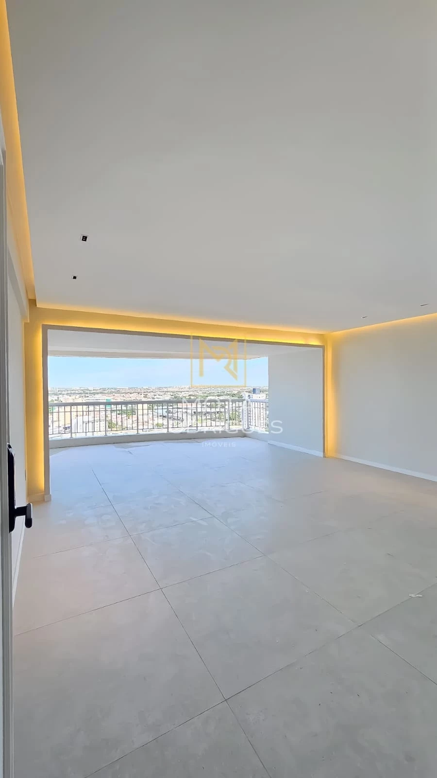 Foto do imóvel: Apartamento com 3 Quartos à Venda, 142 m² em Fátima - Fortaleza