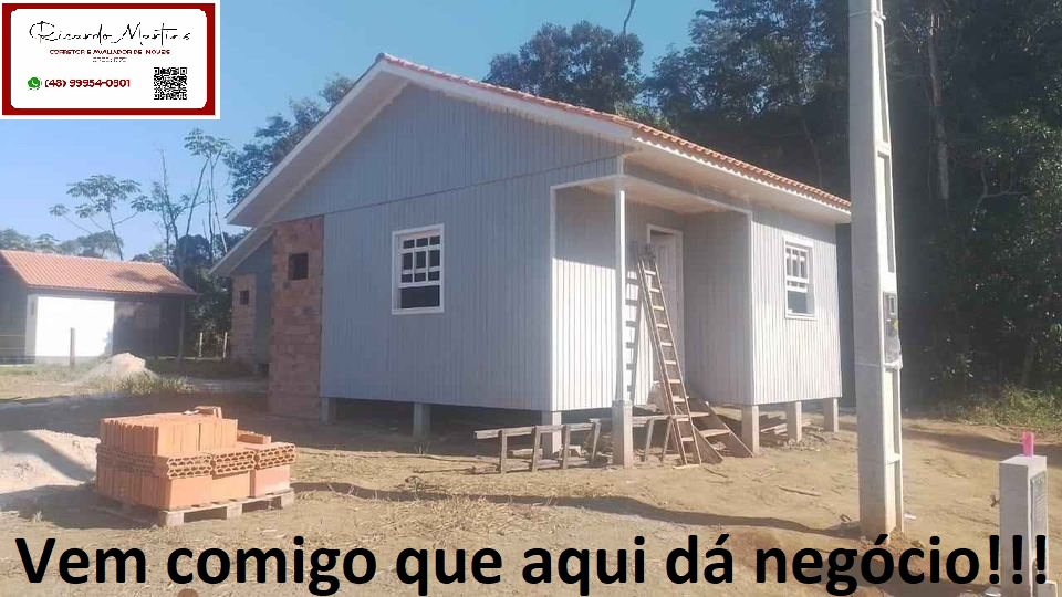 Imagem Casa com 2 Quartos à Venda, 58 m²em Linha Batista - Criciúma