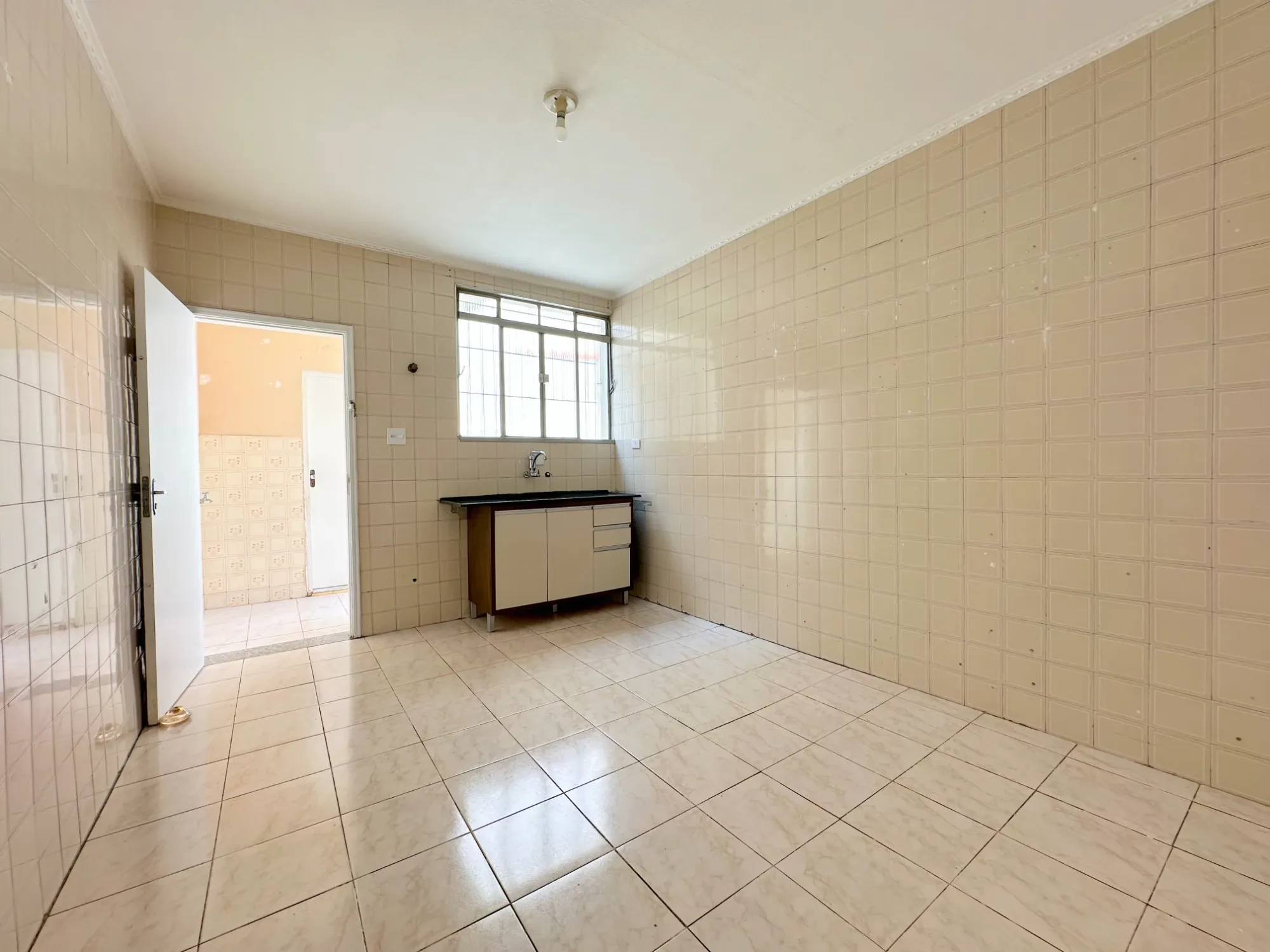 Imagem Sobrado com 2 Quartos para Alugar, 130 m² em Piraporinha - Diadema