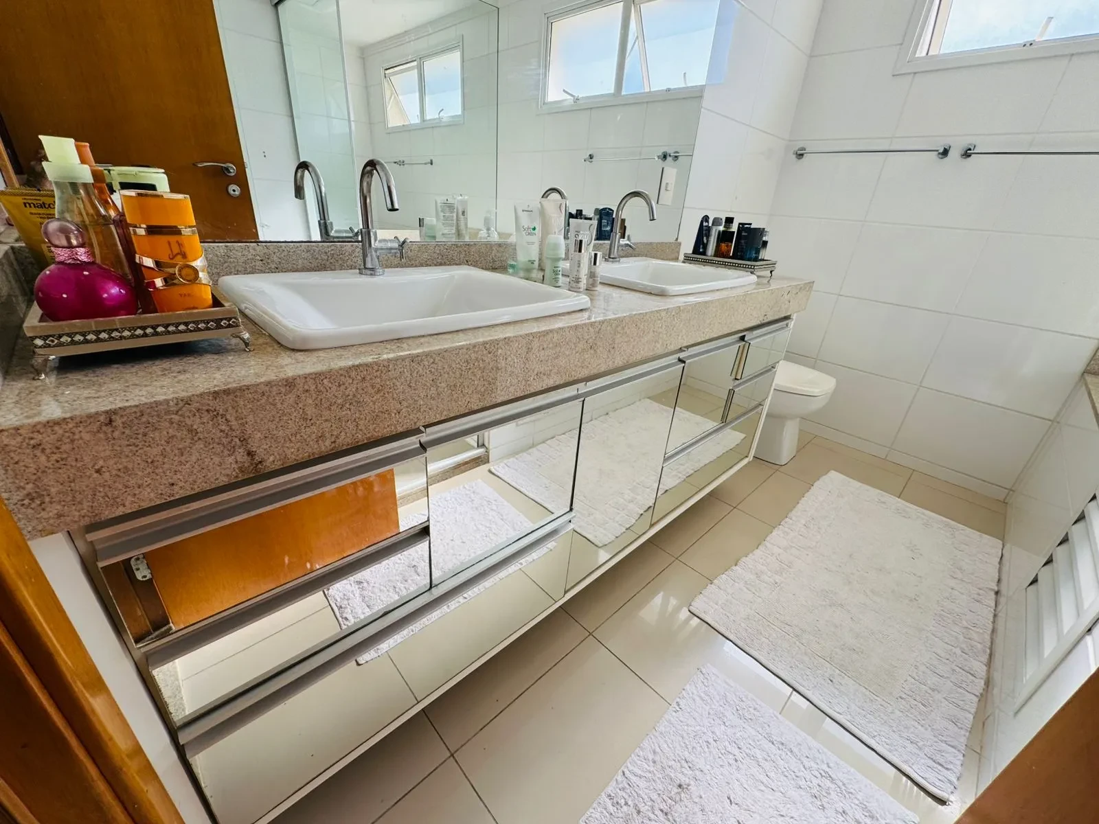 Imagem Apartamento com 3 Quartos para Alugar, 189 metros em Quilombo - Cuiabá