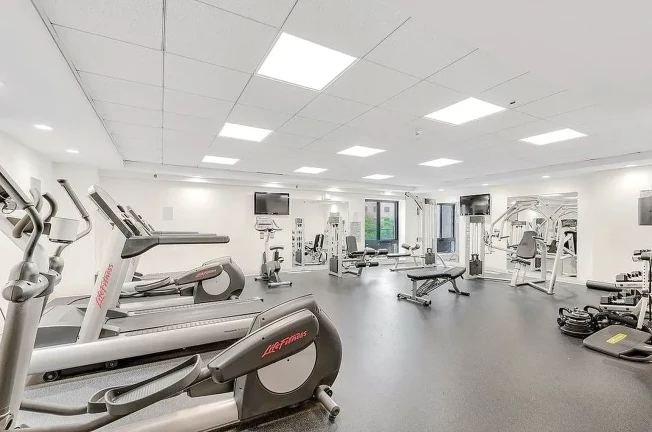 Foto do imóvel: Apartamento com 2 Quartos à Venda ou Locação, 90 m²em Alphaville Residencial Um - Barueri