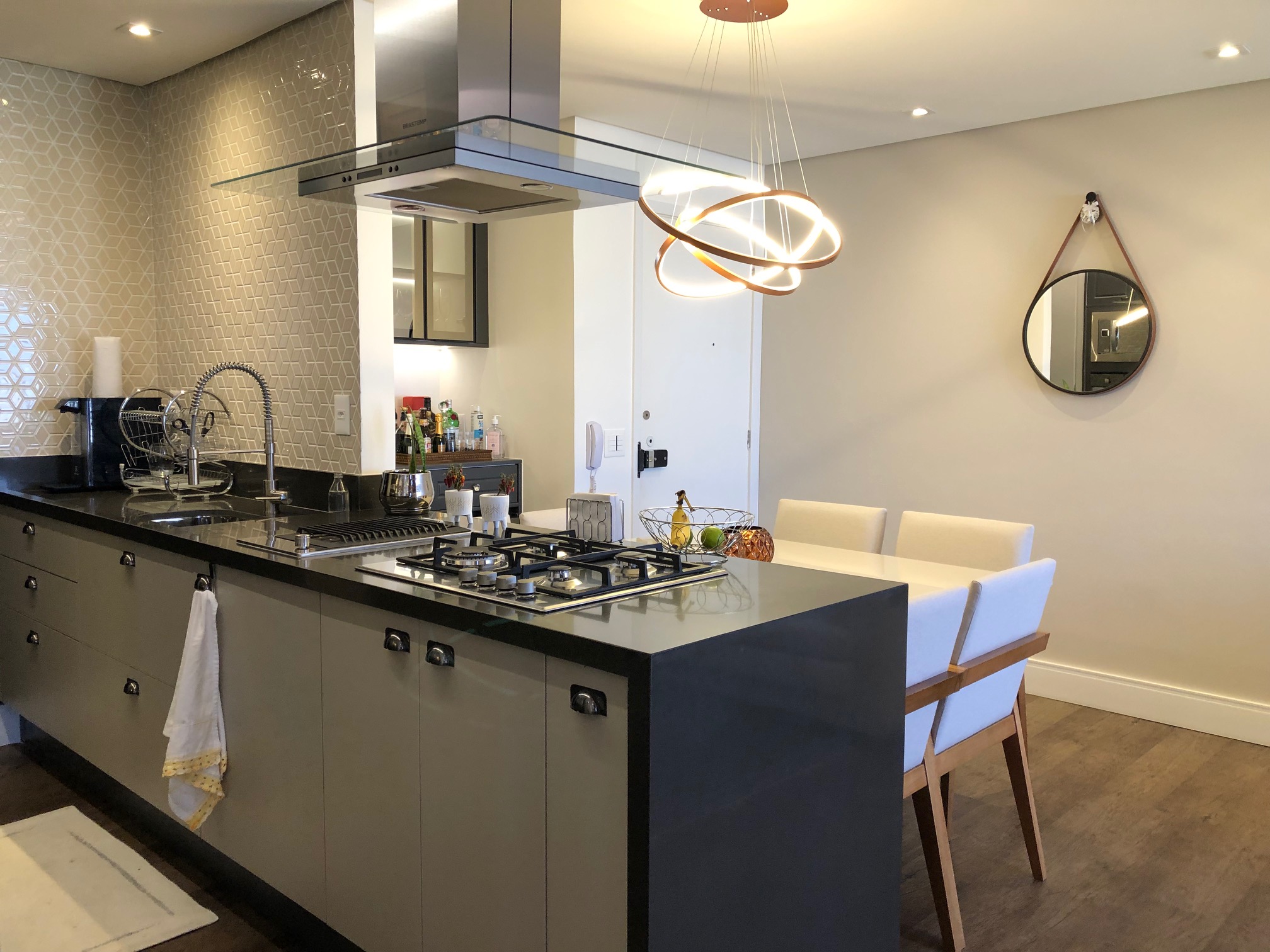 Imagem Flat com 3 Quartos à Venda ou Locação, 93 m²em Cerqueira César - São Paulo