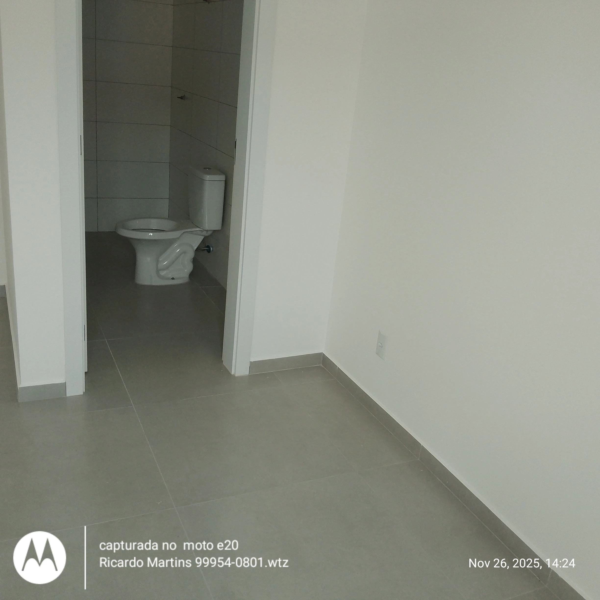 Imagem Apartamento com 2 Quartos à Venda, 6.300 m² em Pinheirinho - Criciúma