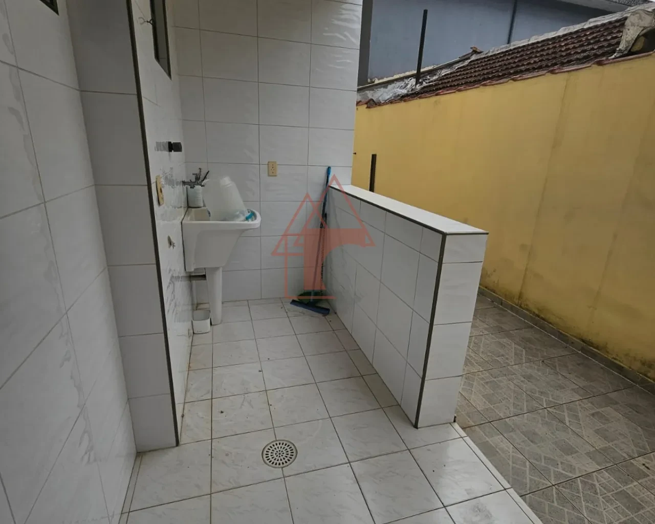 Imagem Casa com 3 Quartos à Venda, 112 metros em Embaré - Santos
