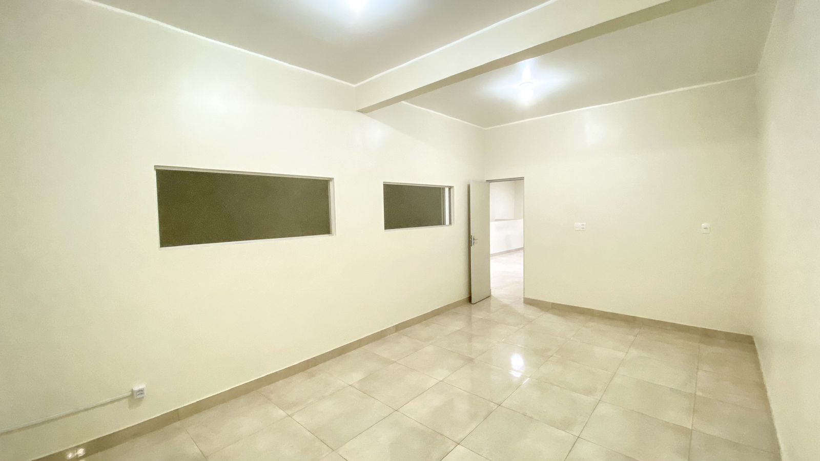 Imagem Ponto Comercial para Alugar, 252 m²em Castanheira - Belém