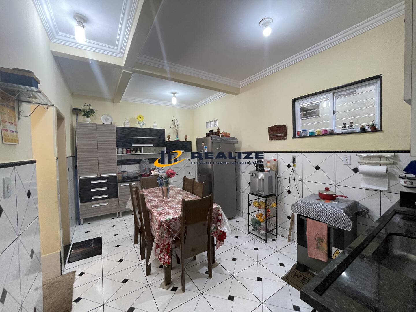 Imagem Casa com 4 Quartos à Venda, 250 m²em Parque Jóquei Club - Campos dos Goytacazes
