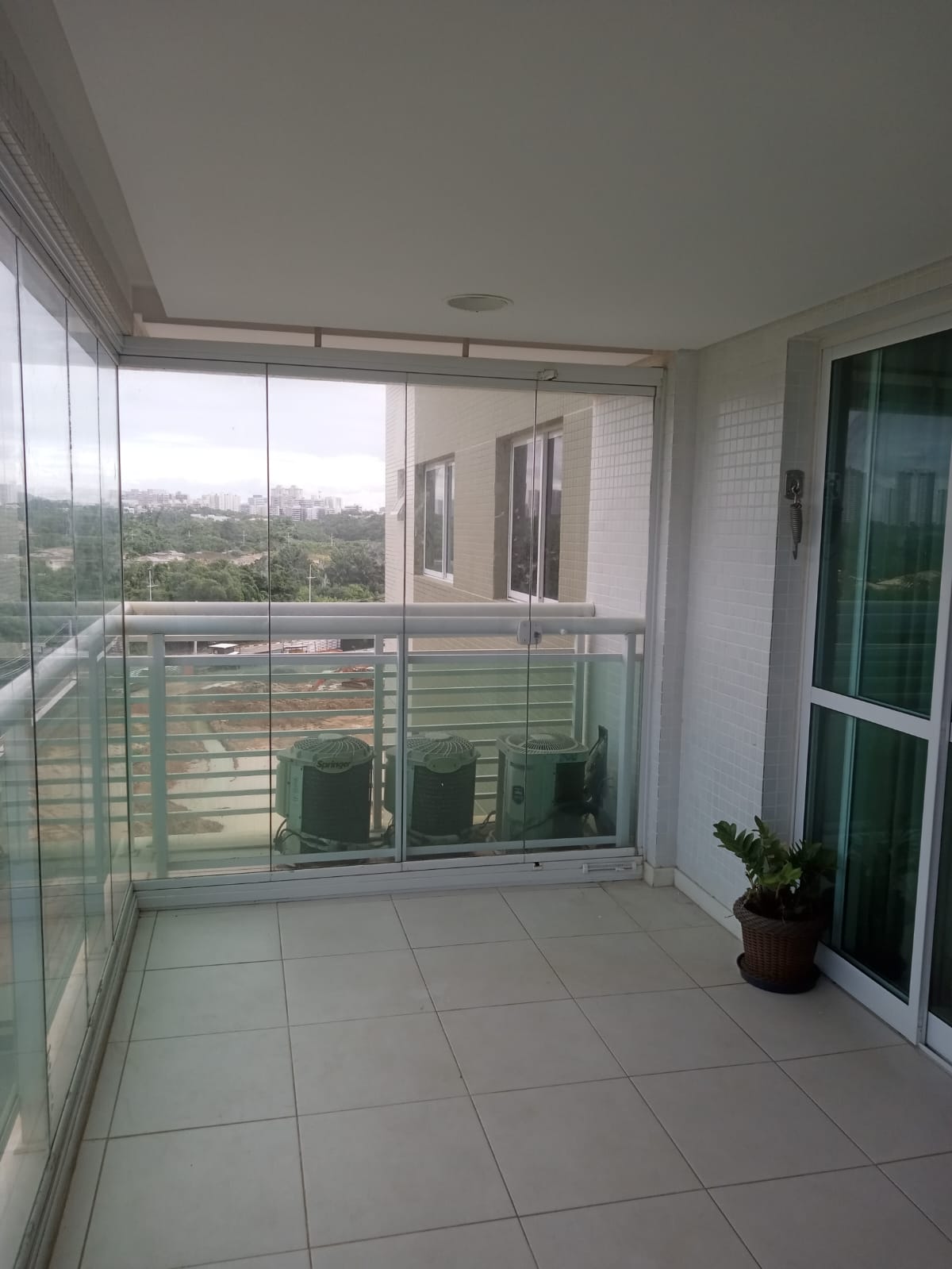 Imagem Apartamento com 3 Quartos para Alugar, 142 m²em Piatã - Salvador