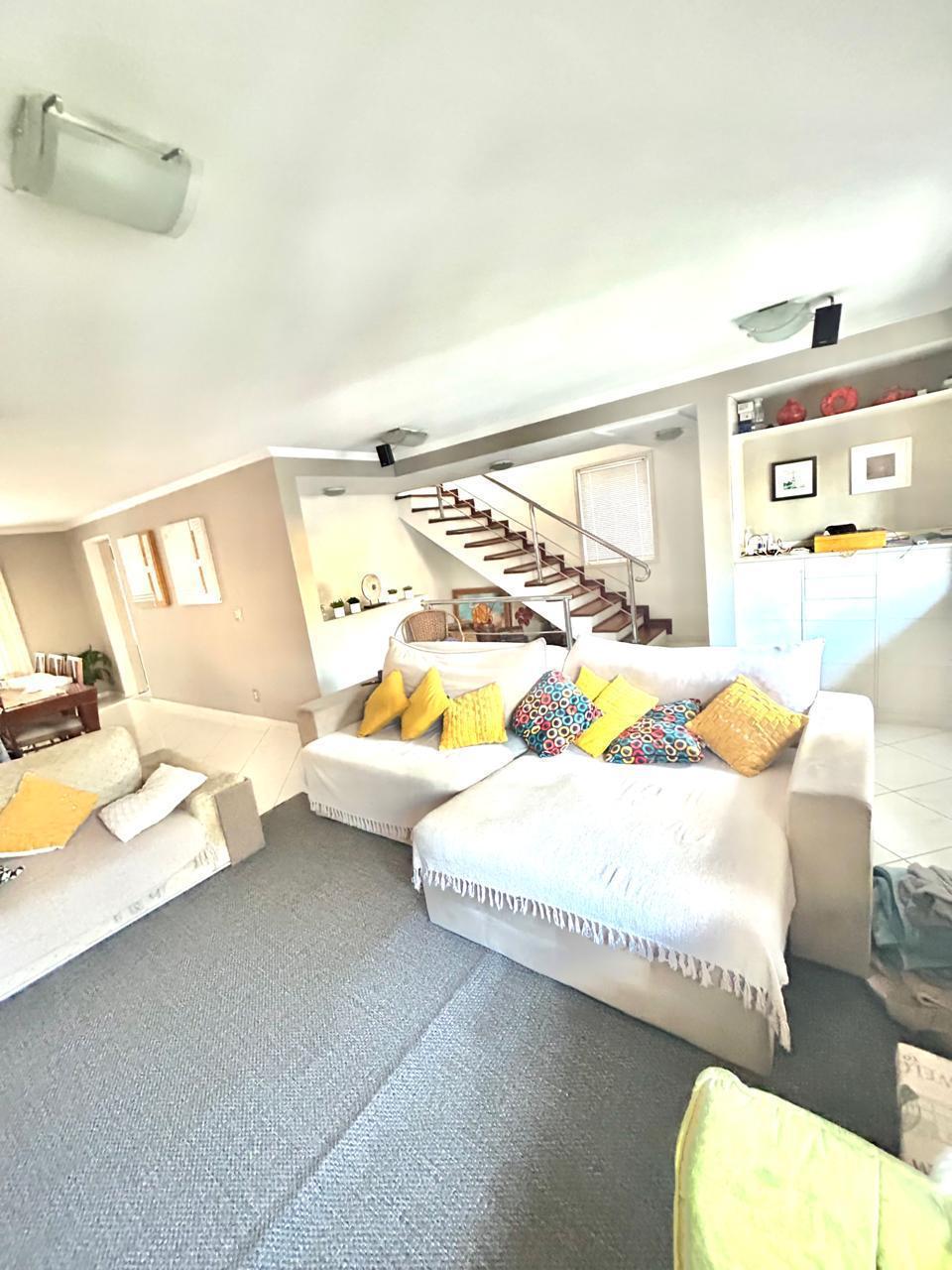 Foto do imóvel: Casa de Condomínio com 3 Quartos à Venda, 310 m² em Vila São Silvestre - São Paulo