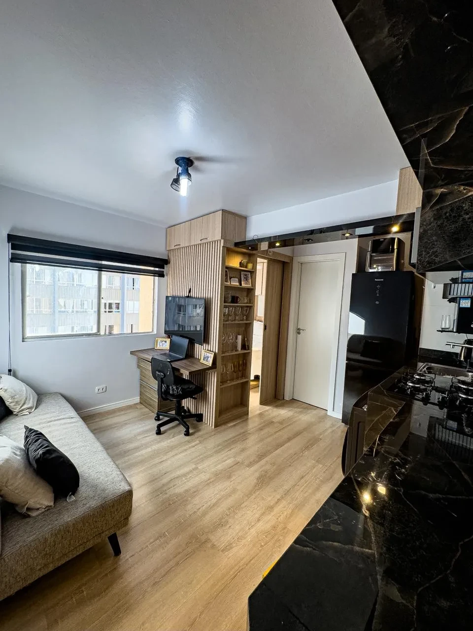 Imagem Apartamento com 1 Quarto à Venda, 30 metros em Centro - Curitiba