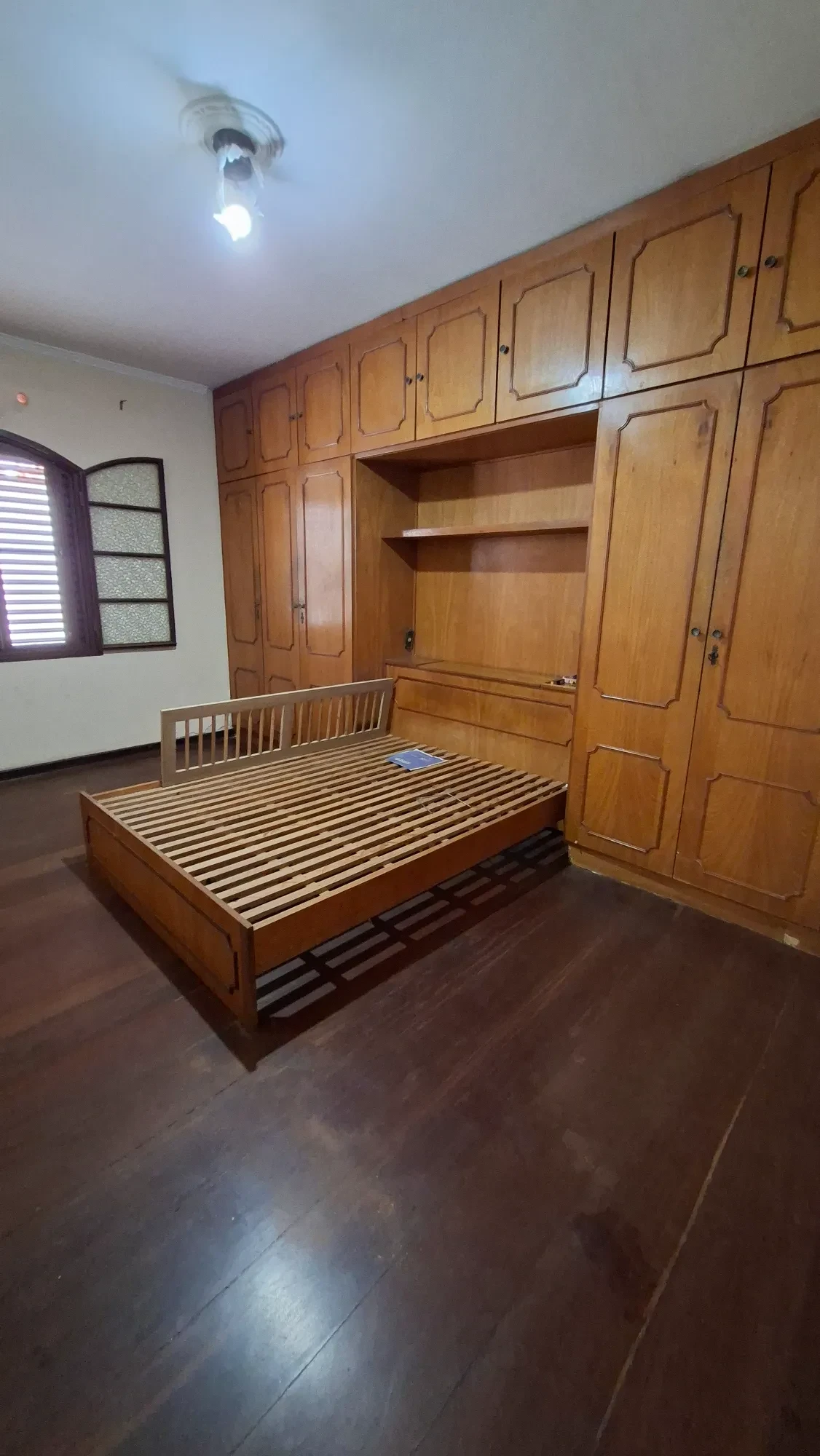 Imagem Casa com 3 Quartos para Alugar, 374 metros em Jardim Emília - Sorocaba