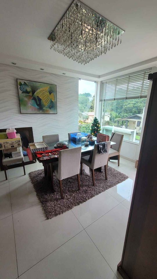Imagem Casa com 3 Quartos à Venda, 102 m²em Vila São José - Criciúma