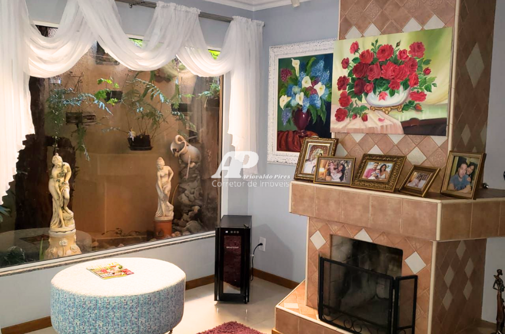 Imagem Casa com 5 Quartos à Venda, 277 m²em Estrela - Ponta Grossa