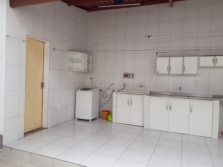 Imagem Casa com 4 Quartos para Alugar, 250 m² em Santa Mônica - Feira De Santana