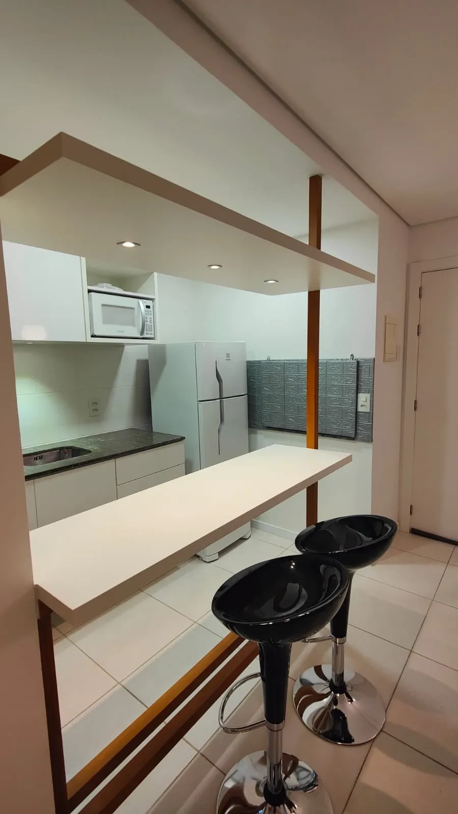 Imagem Apartamento com 1 Quarto à Venda, 42 metros em Torres - Torres