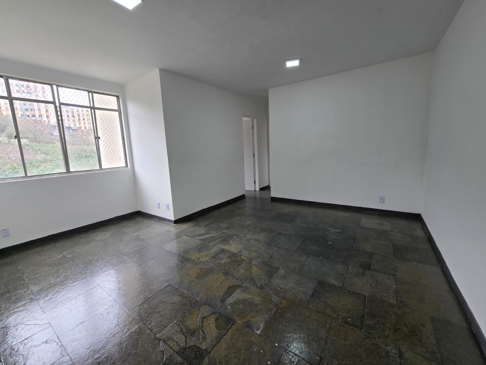 Imagem Apartamento com 2 Quartos à Venda, 55 m² em Engenhoca - Niterói