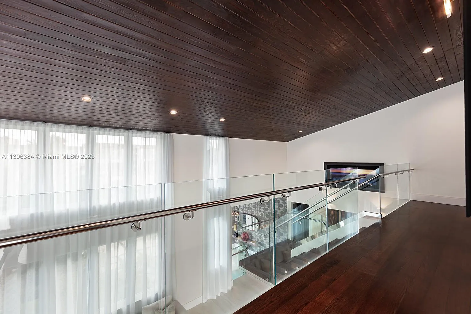 Foto do imóvel: Casa de Condomínio com 6 Quartos à Venda, 492 m²em Alphaville Residencial Um - Barueri