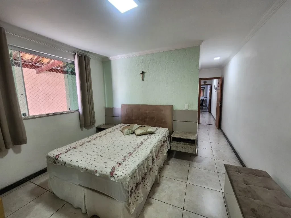 Imagem Casa com 3 Quartos à Venda, 137 m² em Planalto - Belo Horizonte