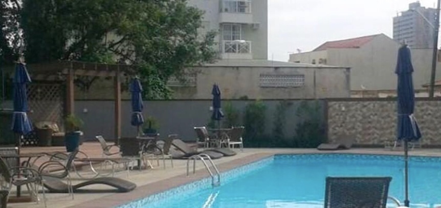 Imagem Cobertura com 4 Quartos à Venda, 228 m²em América - Joinville