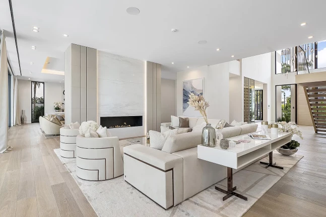 Foto do imóvel: Casa de Condomínio com 6 Quartos à Venda, 890 m² em Alphaville Residencial Um - Barueri