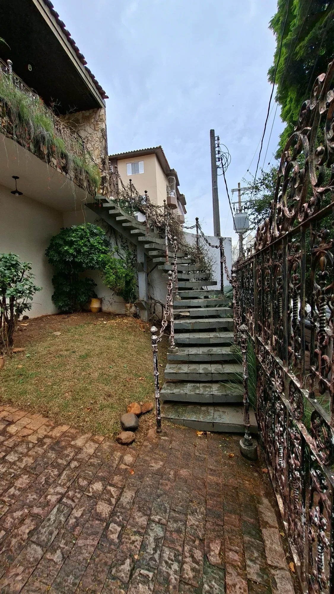 Imagem Casa com 3 Quartos para Alugar, 374 metros em Jardim Emília - Sorocaba