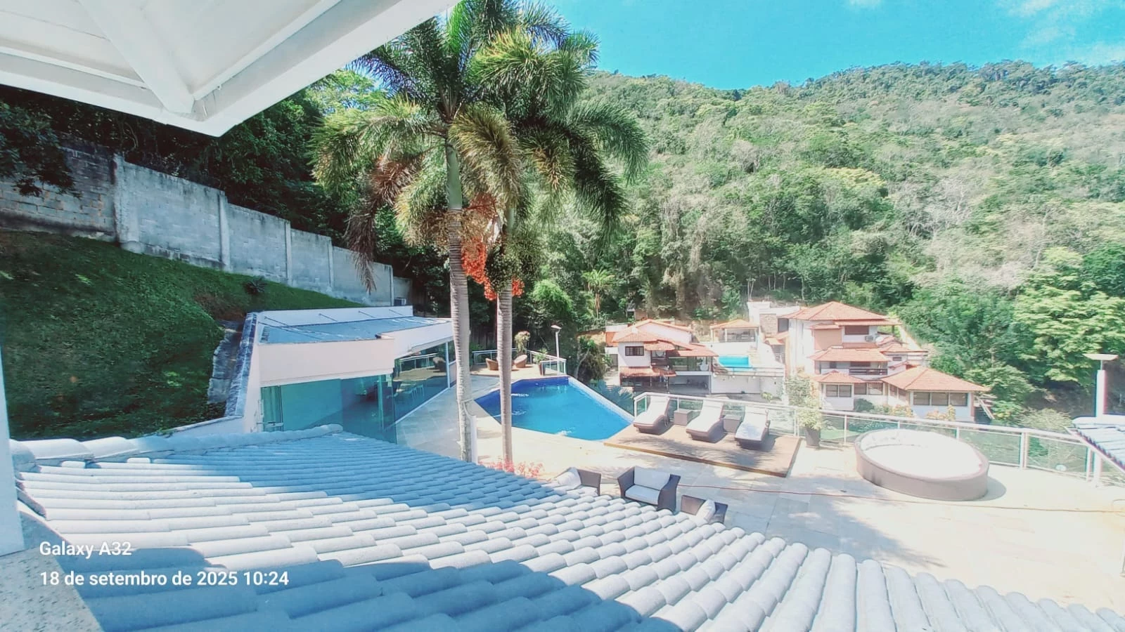 Imagem Casa de Condomínio com 5 Quartos à Venda, 600 m² em Itaipu - Niterói